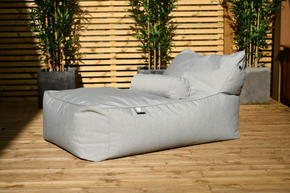 extreme lounging bbed lounger loungebed outdoor pastel grijs